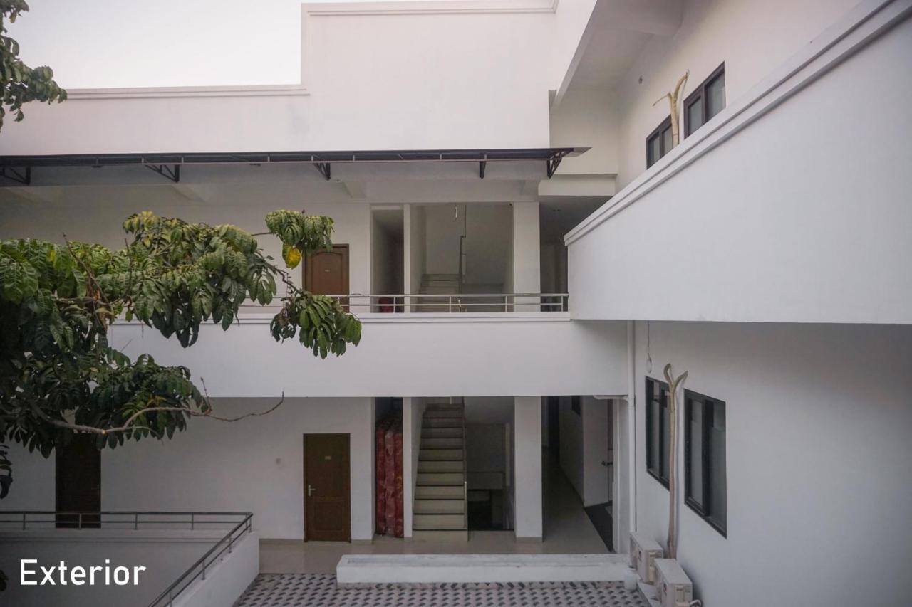 Al Ashri Inn By Urban Yogyakarta Exteriör bild